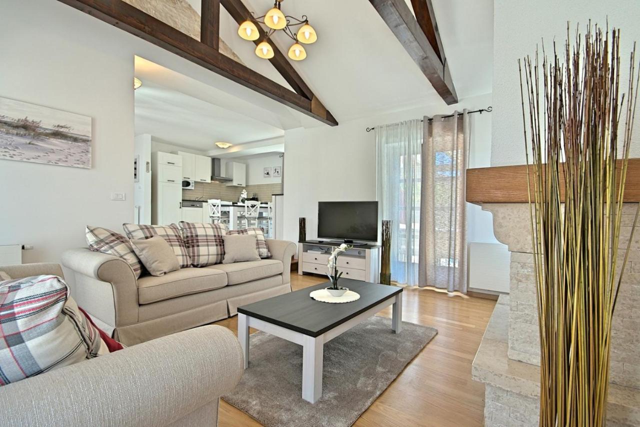 Stone Villa Zahara Ližnjan Екстериор снимка