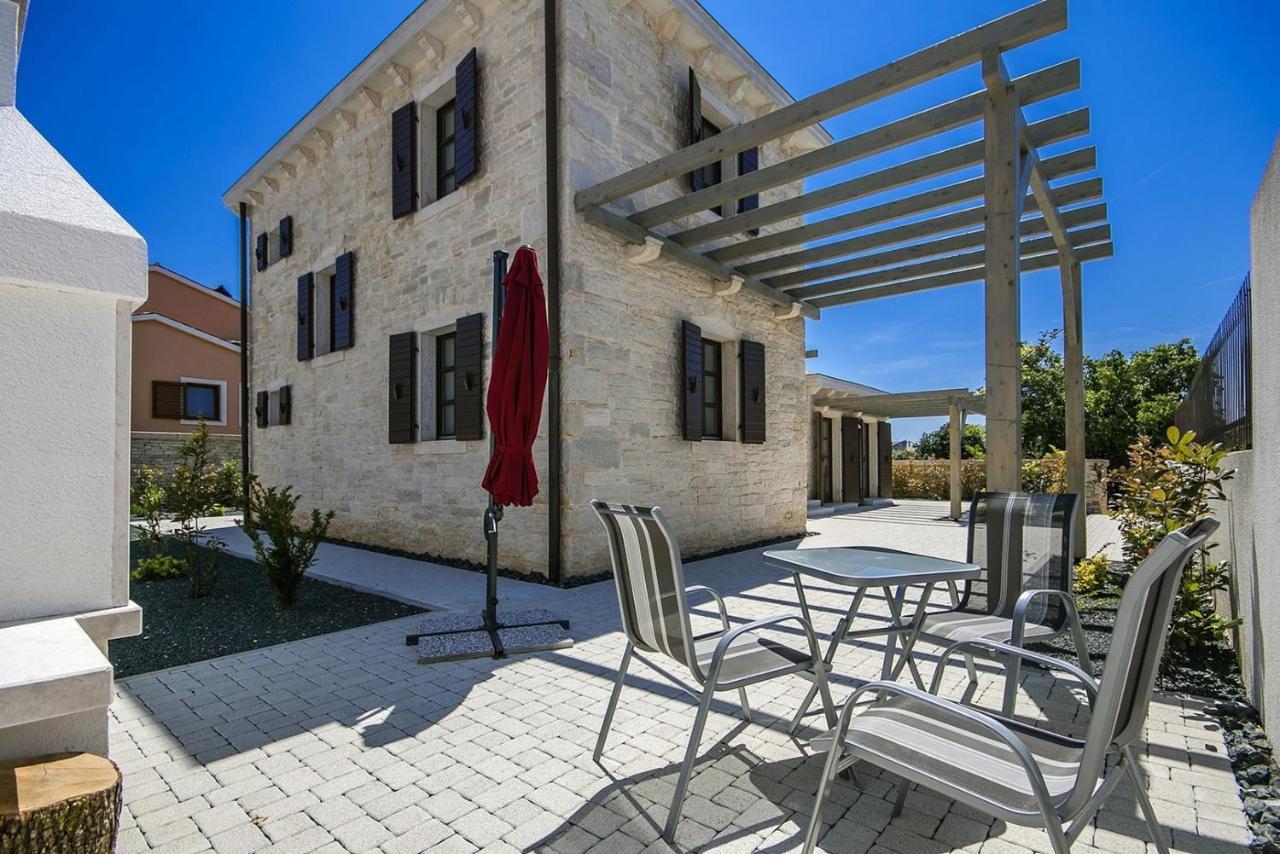 Stone Villa Zahara Ližnjan Екстериор снимка