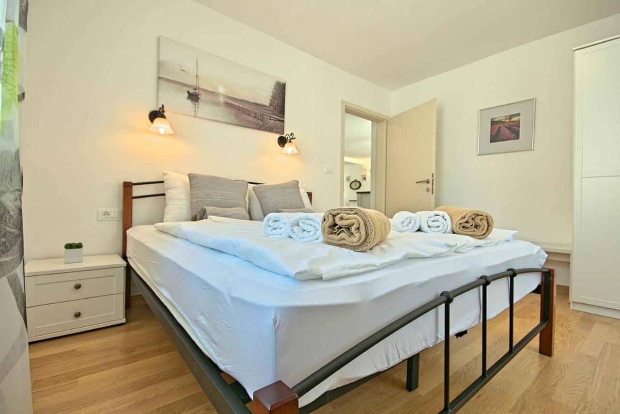 Stone Villa Zahara Ližnjan Екстериор снимка