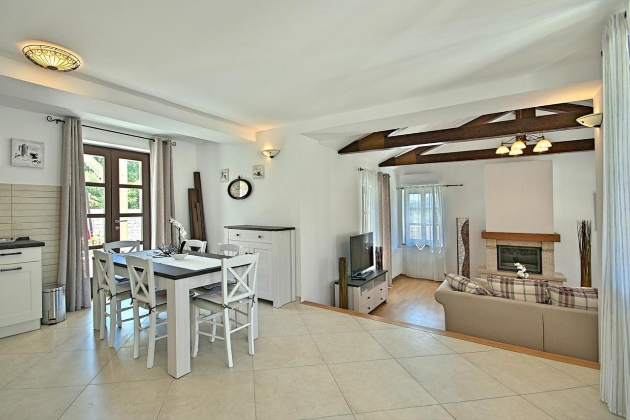 Stone Villa Zahara Ližnjan Екстериор снимка